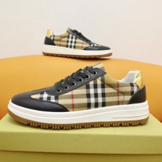 Burberry Low Shoes